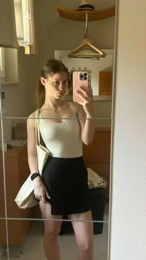 Nazlı - Beşiktaş Escort