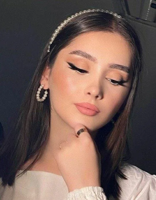 Ceren - Beşiktaş Escort