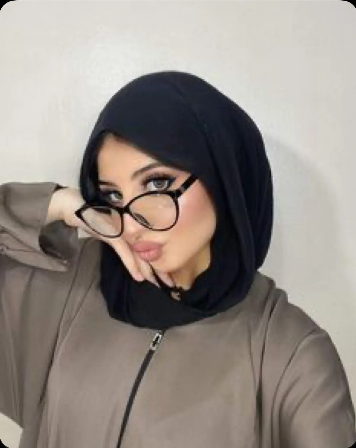Acelya - Beşiktaş Escort