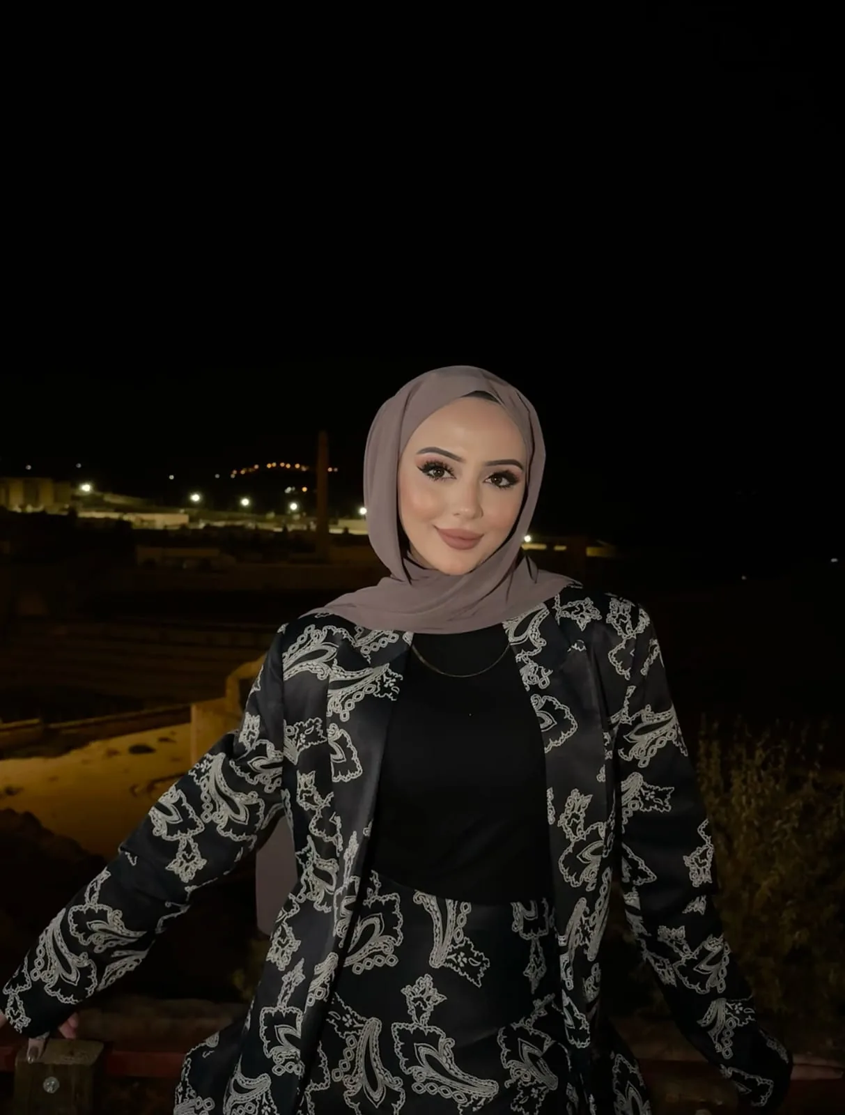 Esra - Beşiktaş Escort