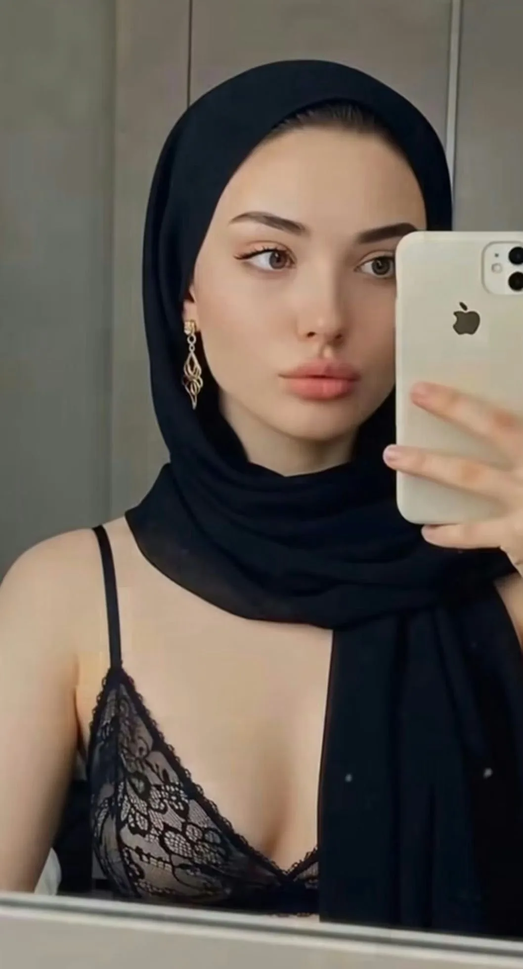 Alina - Beşiktaş Escort
